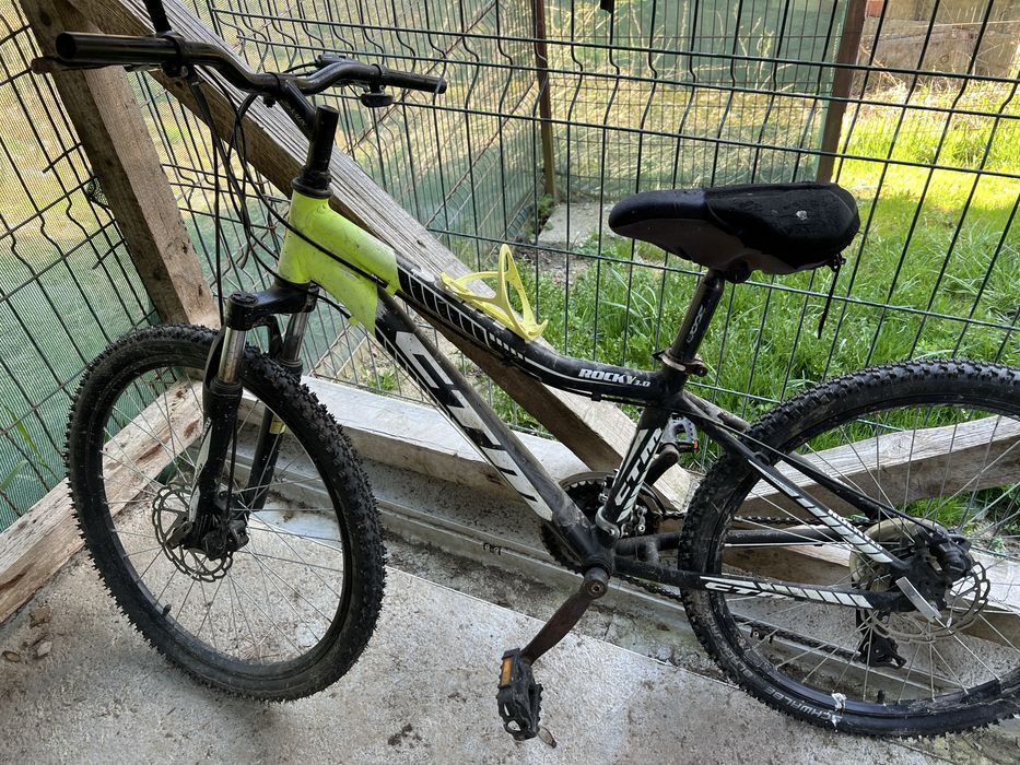 Bicicleta copii suspensi fata  stare buna