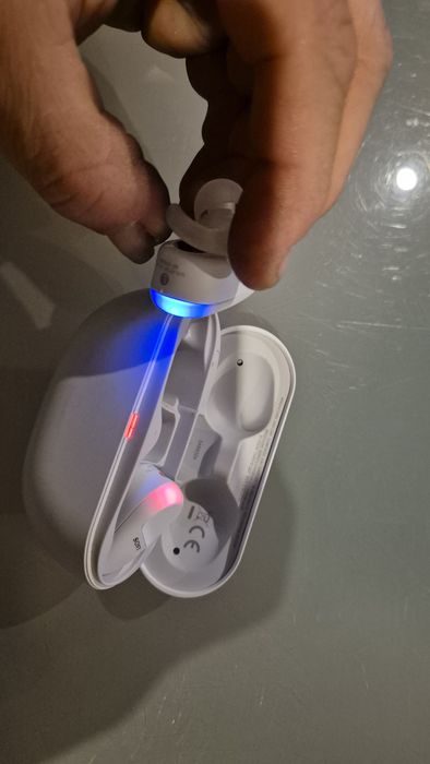 Casti wireless Sony WF-SP800NW