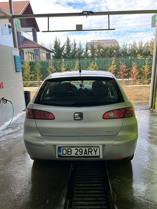 Vând Seat ibiza  an 2004