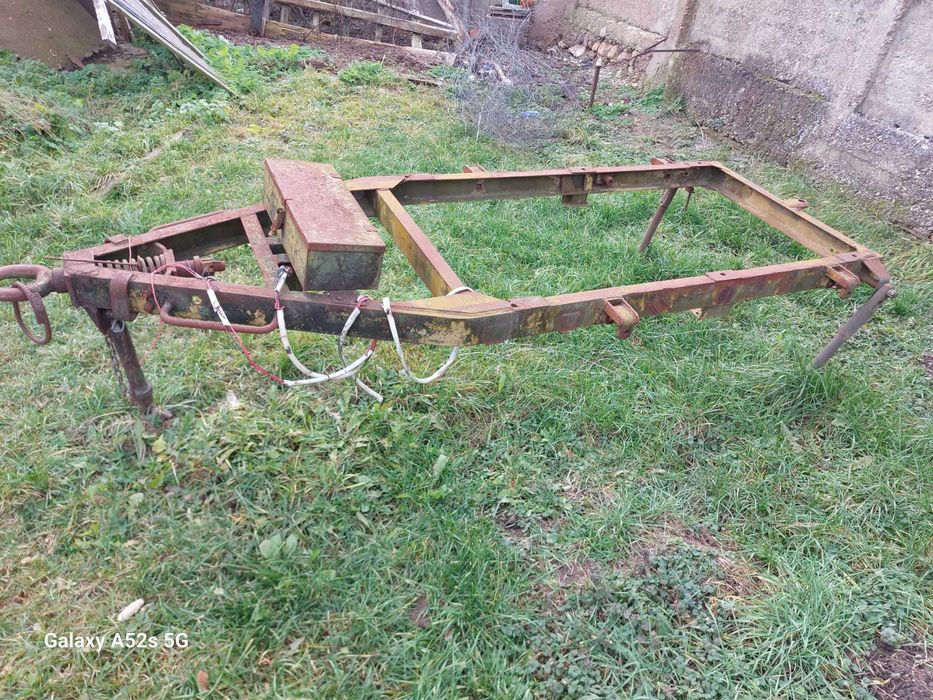 Cadru remorca pentru tractor