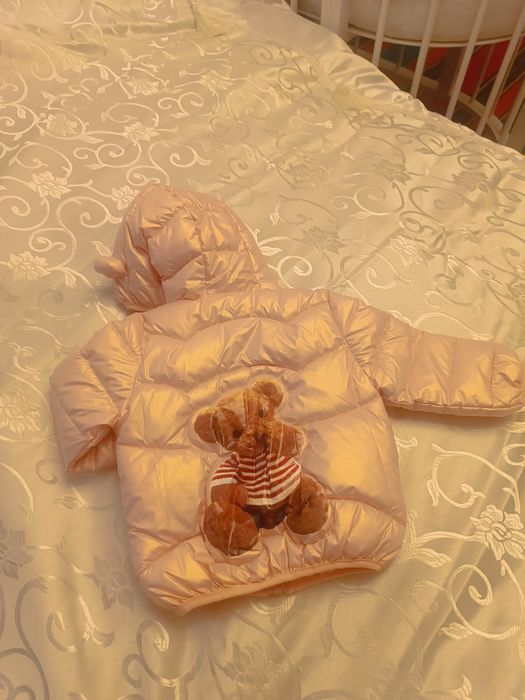 Продам куртку за 2500, 5000