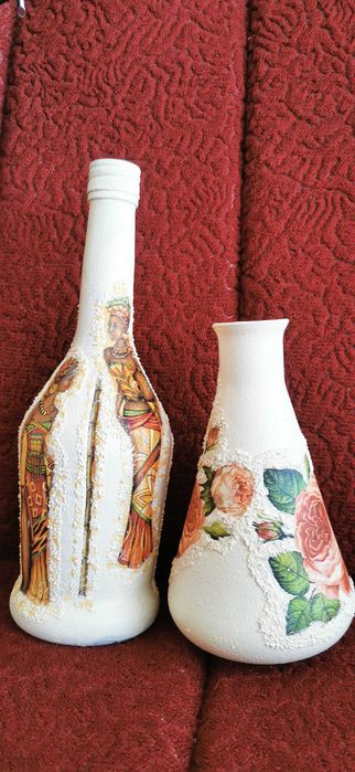 Бутилка и вазичка ръчна изработка . Декупаж.