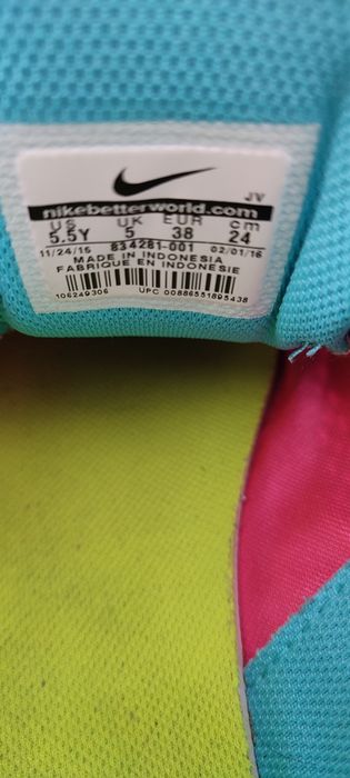 Продавам маратонки Nike