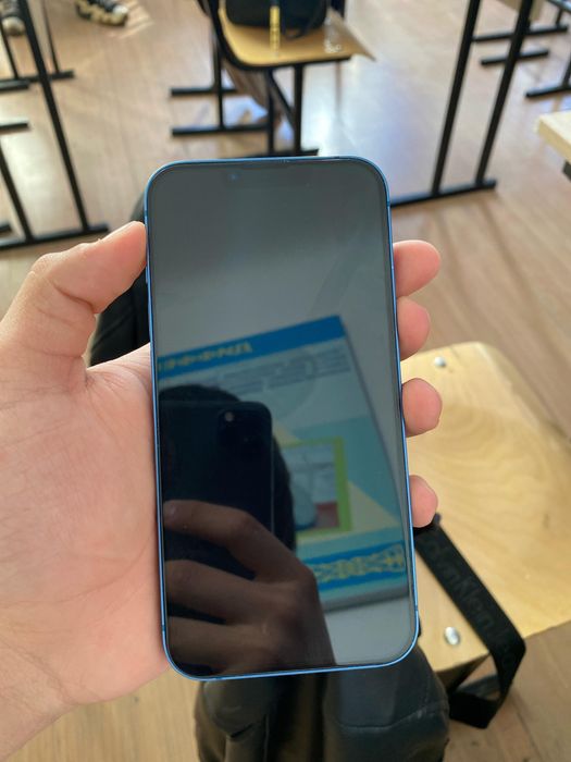 Айфон  13    88%емкость