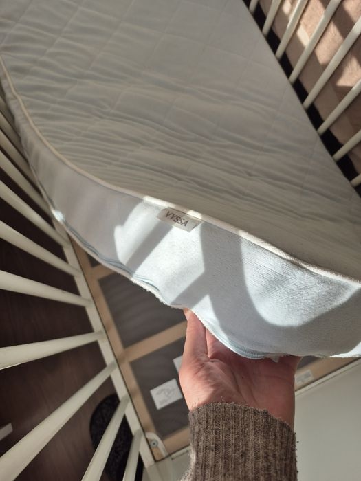 Бебешка кошара + матрак икеа 120/60см. + подарък