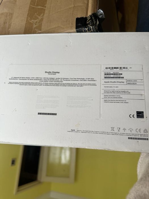 Apple Studio Display 27” 5K Retina – impecabil, model MK0U3J/A