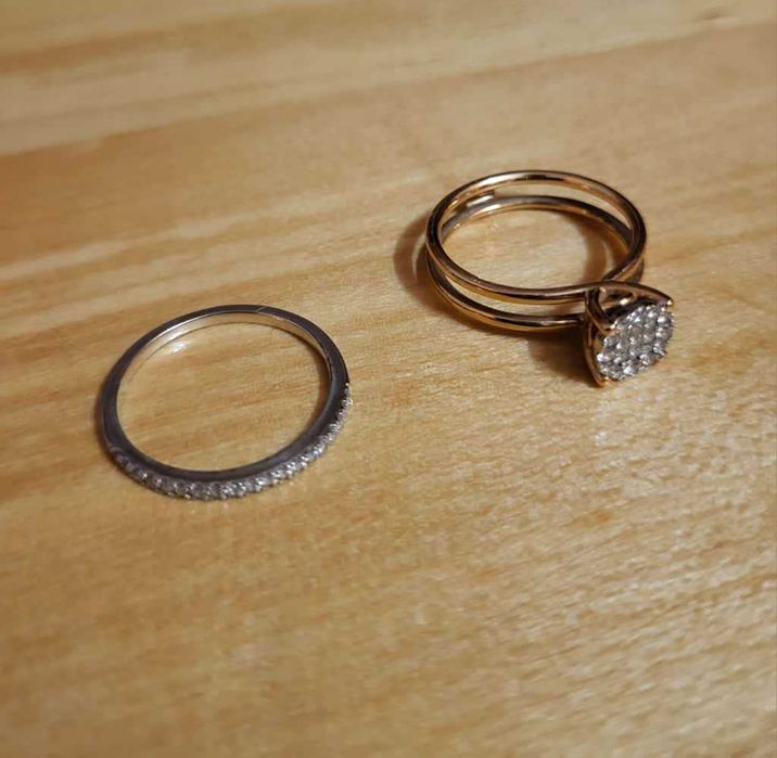 Inel de logodna cu diamante din aur roz si alb Teilor