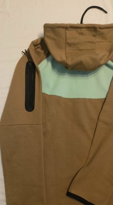 Спортен екип Nike tech fleece