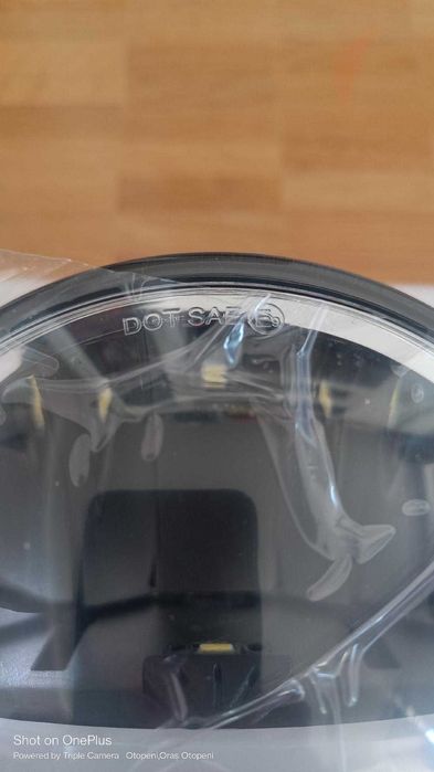 Far LED rotund, diametru aproximativ 13,5 cm, 5 fire, cu mufă/cablaj