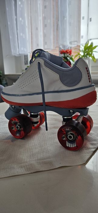 Role adulți stare buna folosite foarte puțin nike vintage