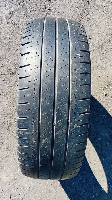 Michelin 225/70R15С