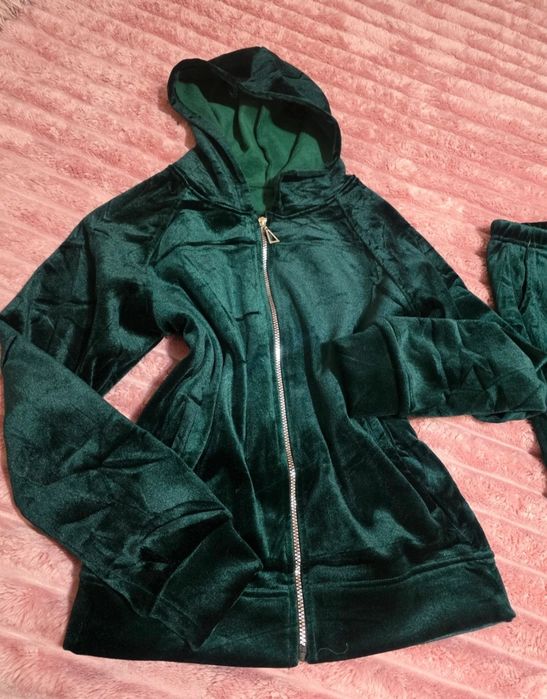 Trening de catifea imblanit