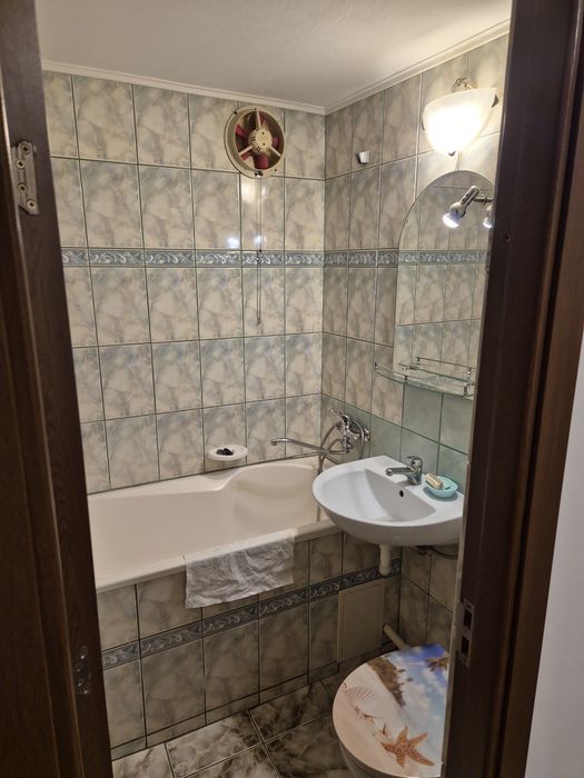 Inchiriez apartament cu o camera
