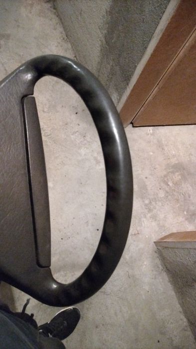 Волан за мерцедес 190!