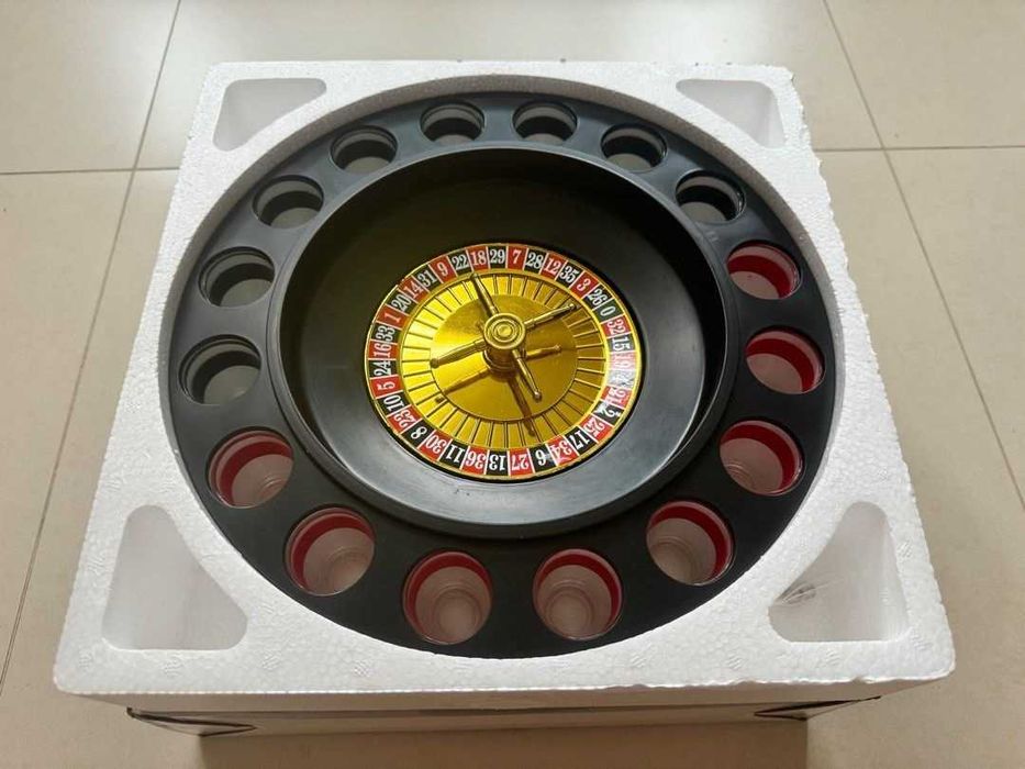 Парти игра , Парти рулетка с чашки- Drinking Roulette