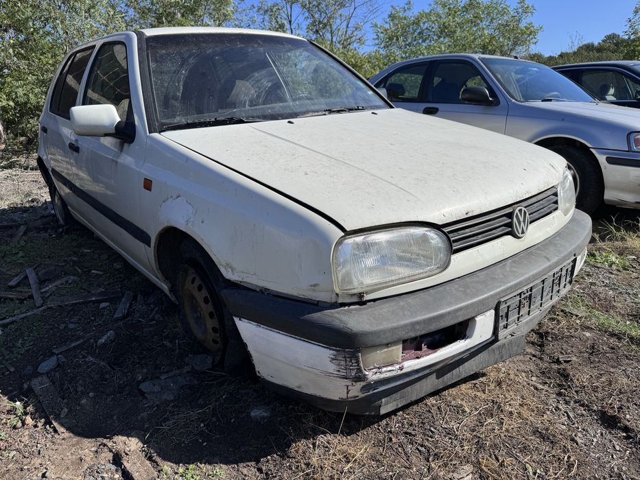 VW Golf 3 1.4 i 75hp 1995г На Части