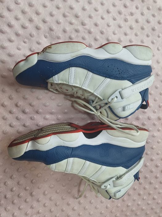 Adidași baieti stare buna