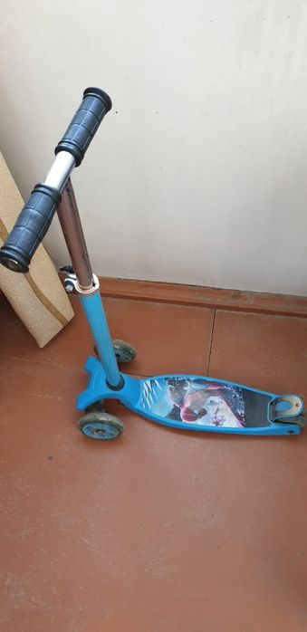 Детский самокат б/у
