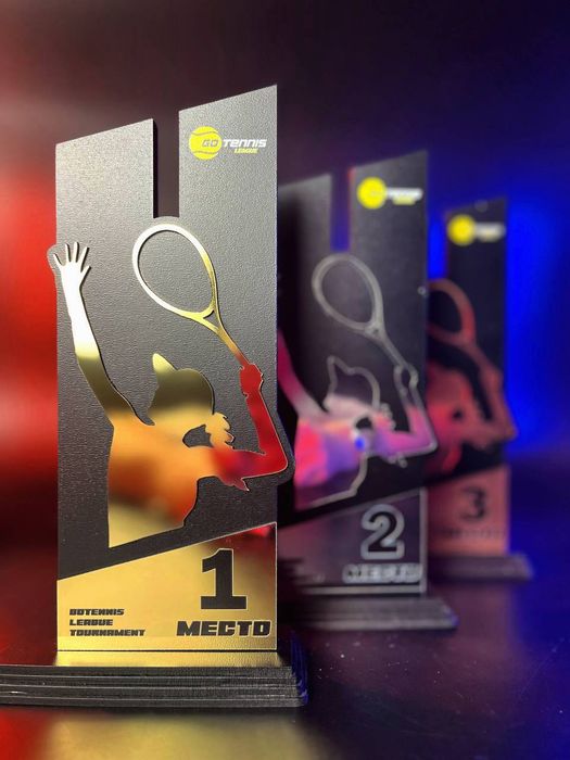 Статуэтки из акриля и оргстекла