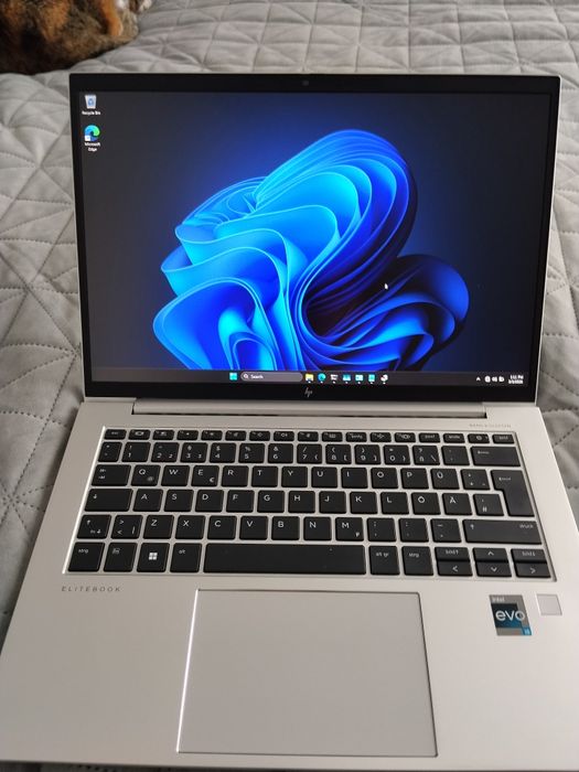 HP EliteBook impecabil 840 G10 i5-1335U  16GB DDR5 512GB