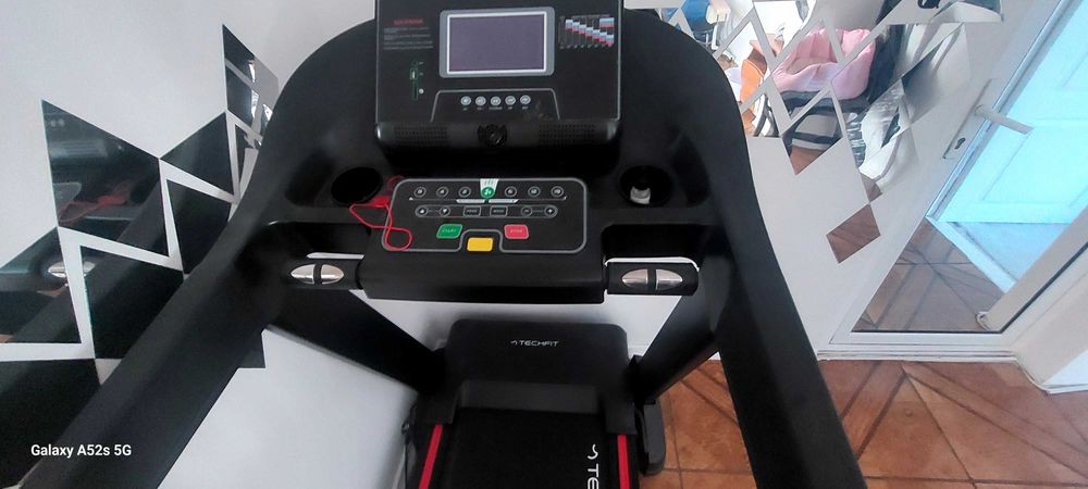 Vinde  banda alergare