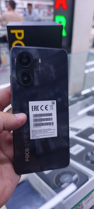 Poco X7 pro 12/512 qora