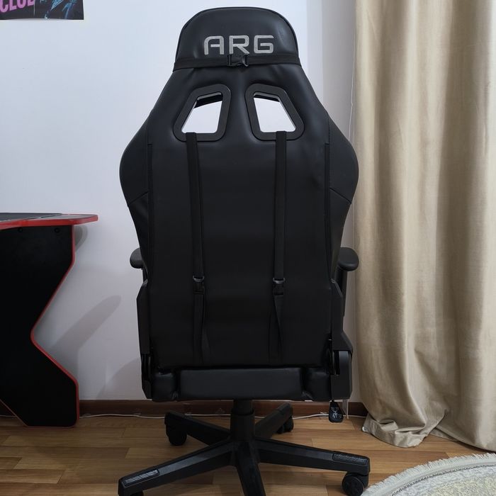 Игровое кресло черное