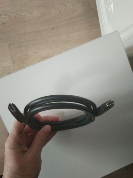 Asus Rog,провод для компьютер и тв