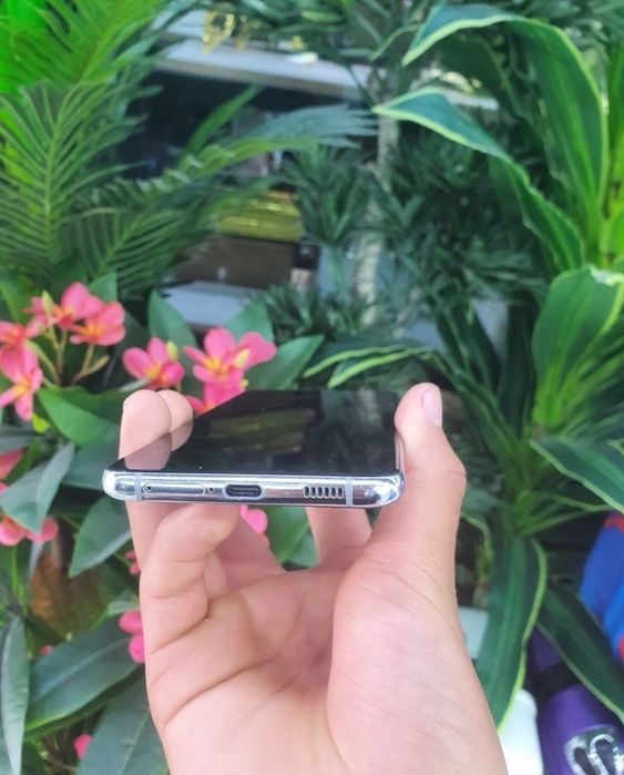 Samsung s21+             .