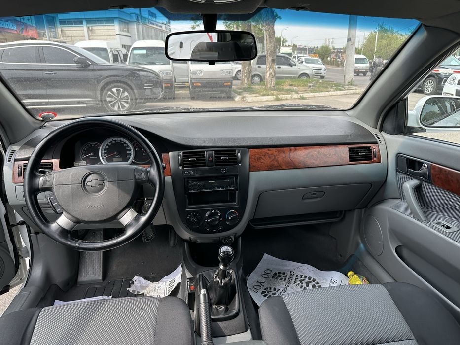 Lacetti 2012 gaz bor