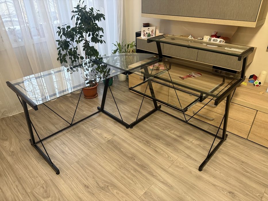 Birou de colt sticla 1500x1500