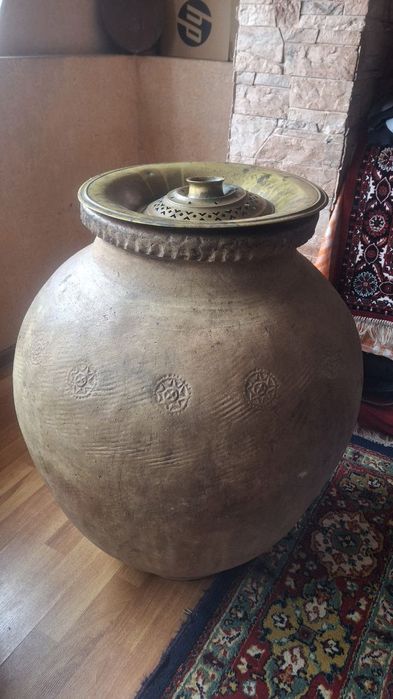 "Хум"  1 yarim asrdan oshiq qadimiy xum kimga qizu bosa aloqaga chqila