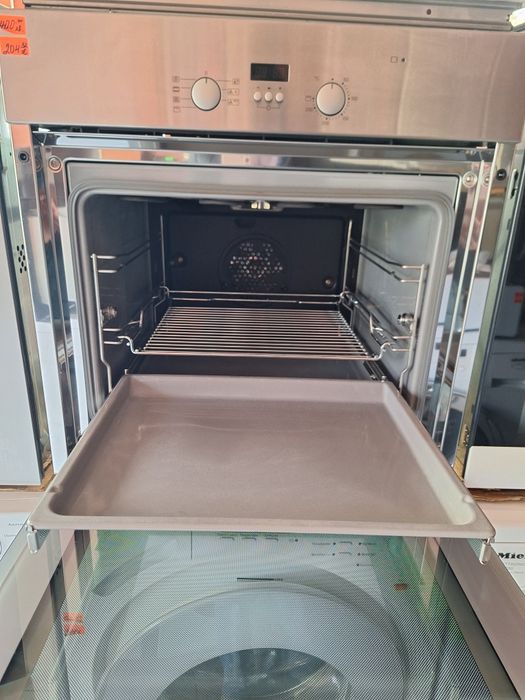 Фурна "Miele"H4215B-за вграждане