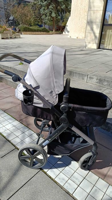 Бебешка количка Kinderkraft Moov 2