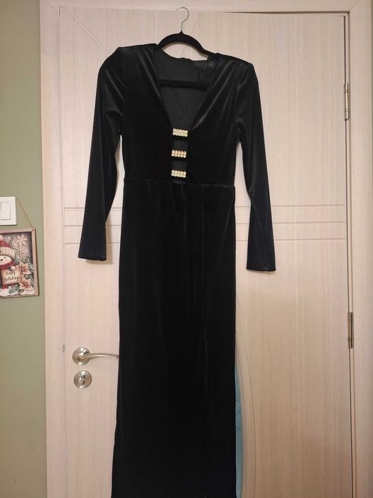 Рокля на марката Zara