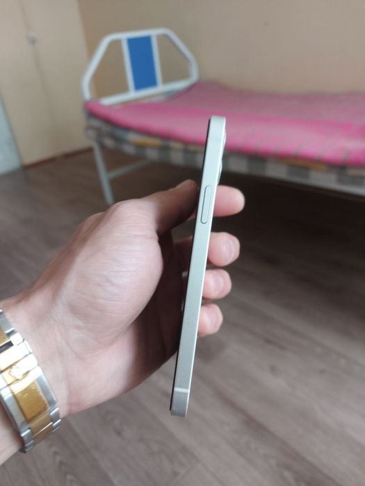 Iphone 12 ozi 64 GB ochilmagan radnoy telefonga garantiya