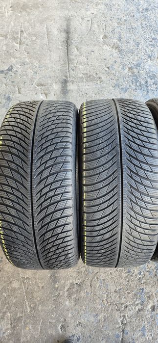 4 anvelope iarna Michelin 265/40/20.Pretul este pe bucata.