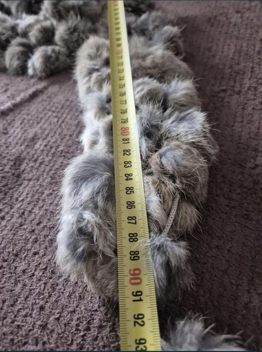 Eșarfă Elegantă din Blană Naturală de Iepure