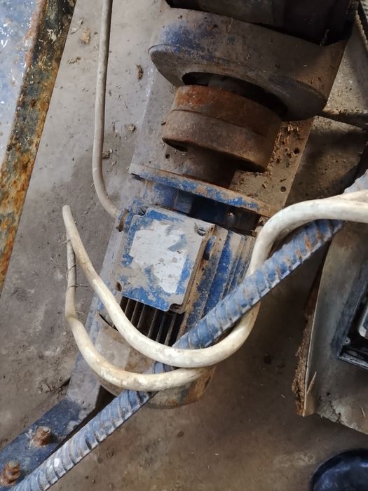 Продам редукторы