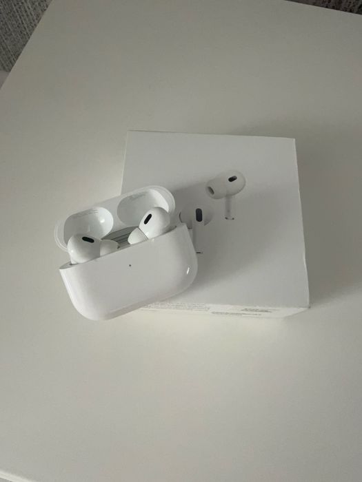 Продам AirPods Pro 2 (оригинал)