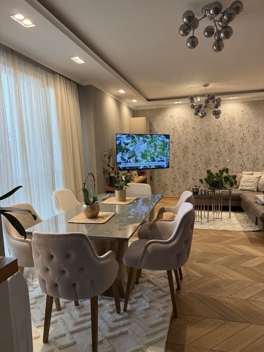 Ултра луксозен тристаен спартамент с парко място в кв. Чайка, гр. Варна