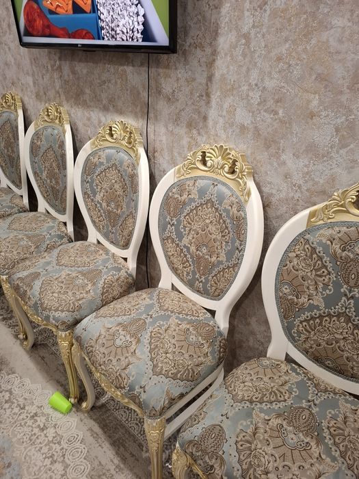 Стулья для гостиной