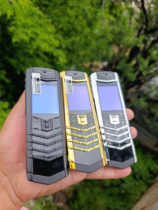 Vertu signature S модели