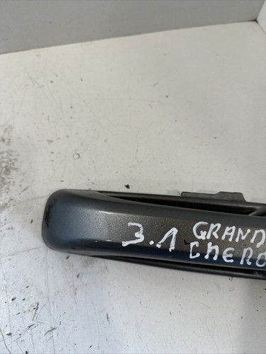 Задна лява външна дръжка за Jeep Grand Cherokee (2006) 802431AE