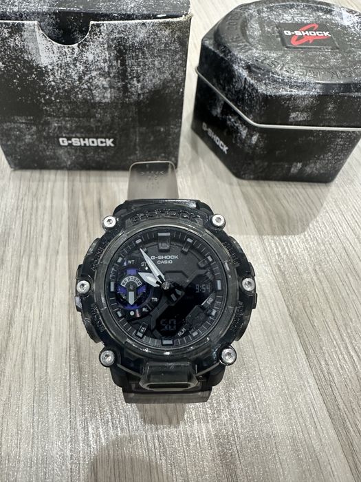 Часовник CASIO ! Не различим от нов!