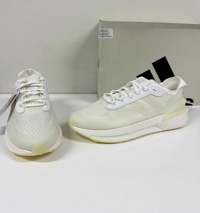 Adidas Avryn Cloud White