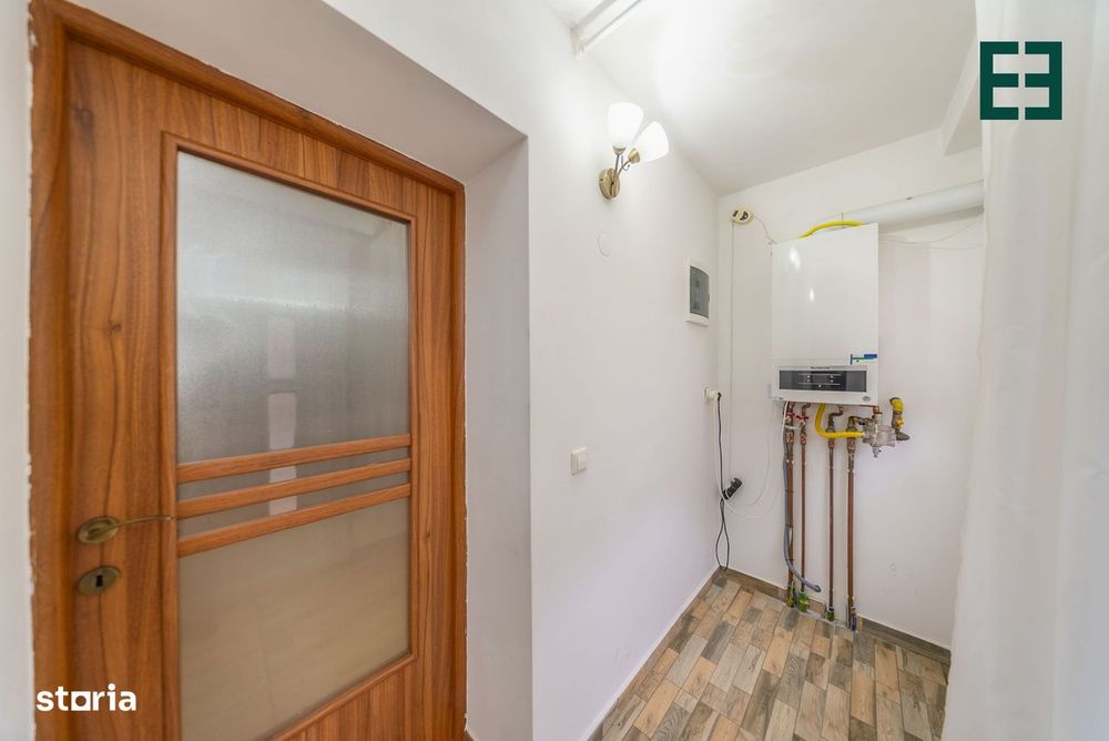 De închiriat - Apartament la casă cu 2 camere zona UTA - Arad