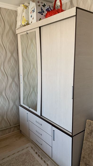 Шифонер Стиралка Стол стулья