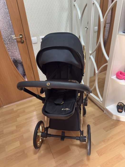 Cybex коляска с крыльями