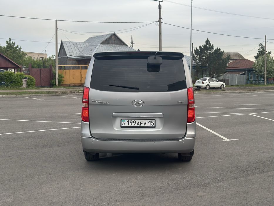 Hyundai Starex 2016 года
